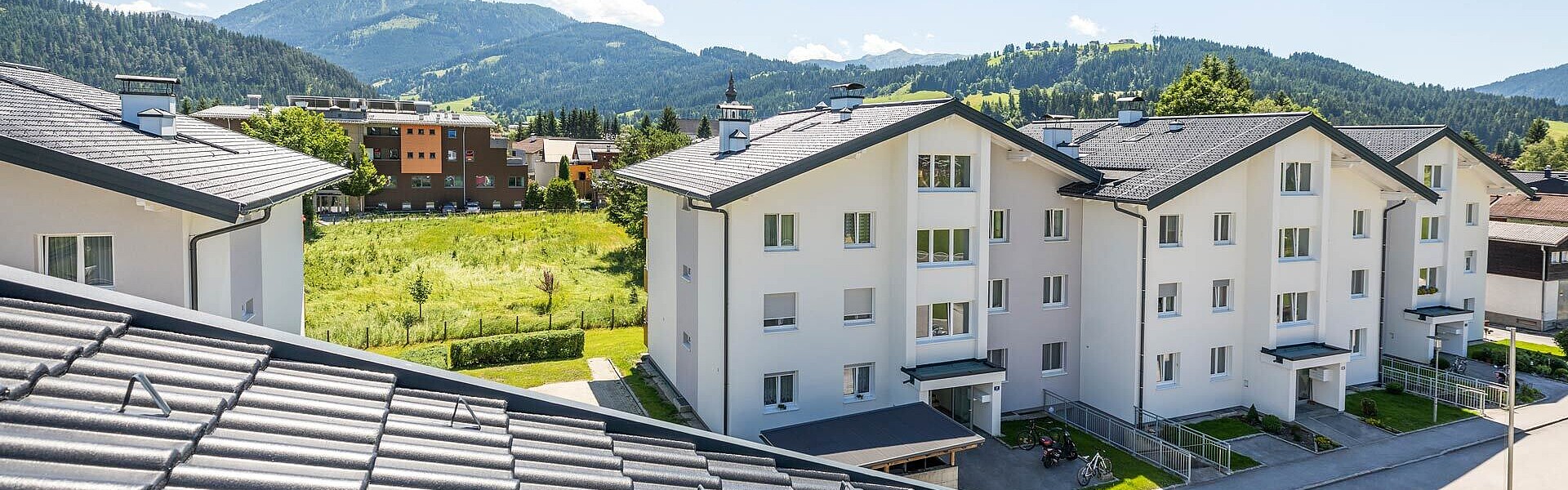 Dachdecker und Spenglerarbeiten an Reihenhäusern Altenmarkt im Pongau in Salzburg 